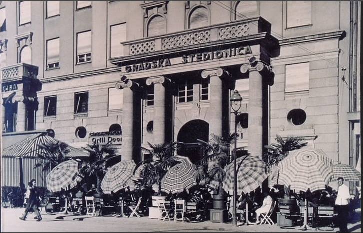 Gradska kavana, 1935. godine